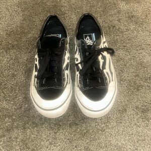 Vans Black/White Tribal Flame